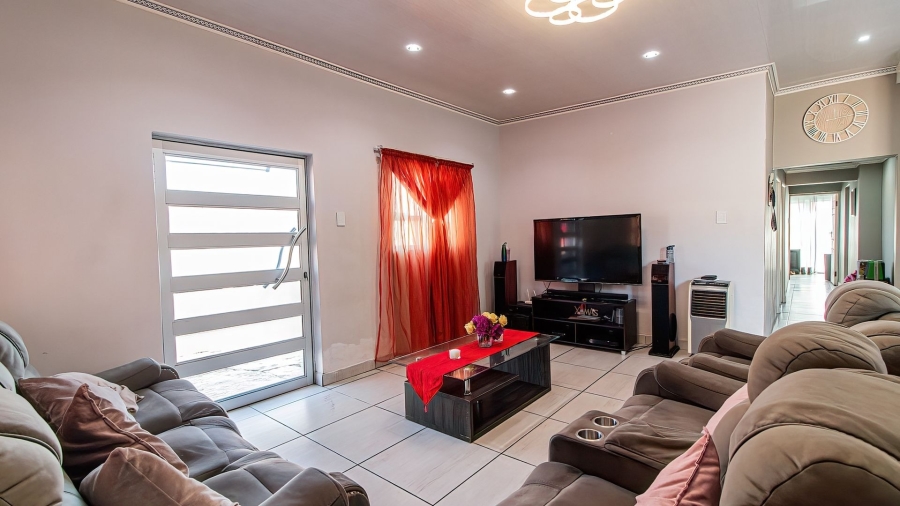 4 Bedroom Property for Sale in Buffalo Flats Eastern Cape